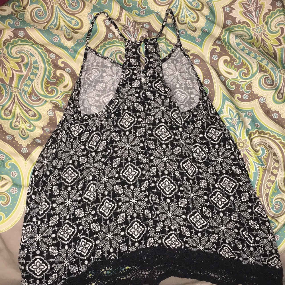 Mossimo Tank Top - Picture 2 of 2